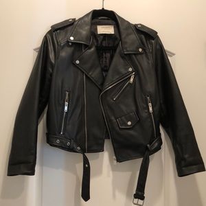 Zara cropped vegan leather jacket size medium